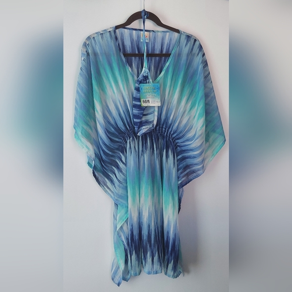 Rays & Waves Other - Chiffon Cover-up with carrying bag